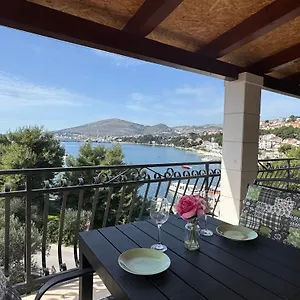 Mirella 20 M From The Sea - Free Parking Apartman